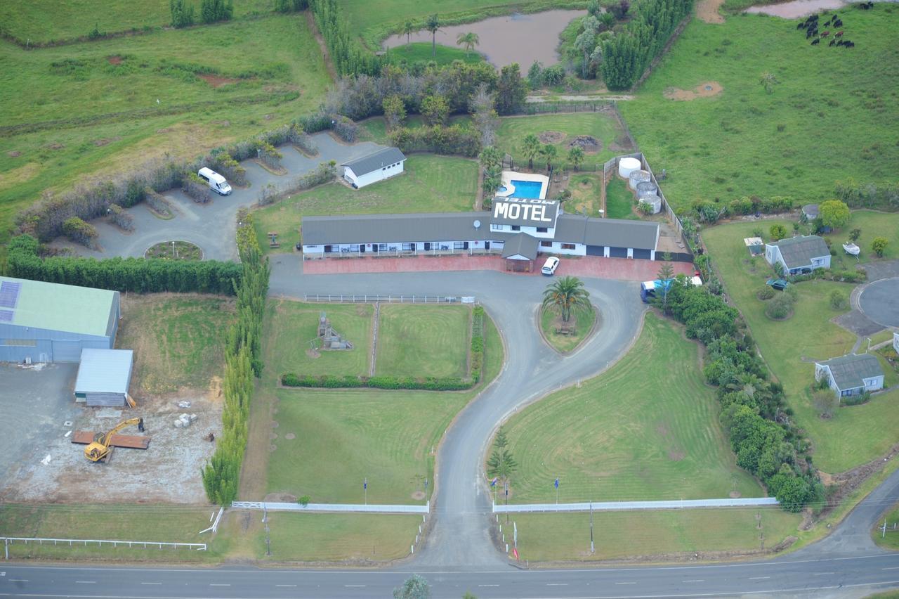 Norfolk Motel & Campervan Park Awanui Extérieur photo